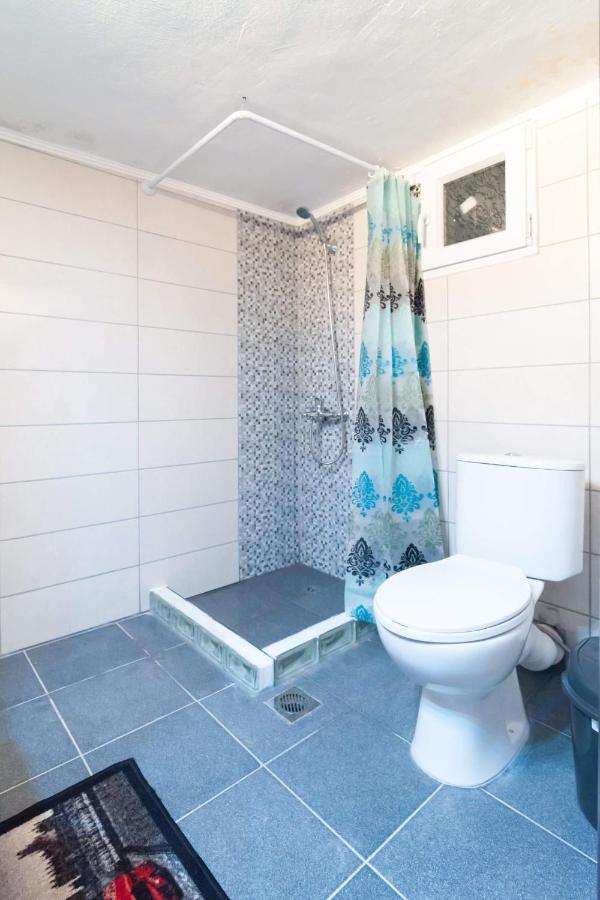 Villavictoria Marias View Pool Apartment Peraía Dış mekan fotoğraf