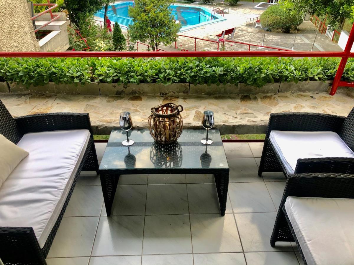Villavictoria Marias View Pool Apartment Peraía Dış mekan fotoğraf